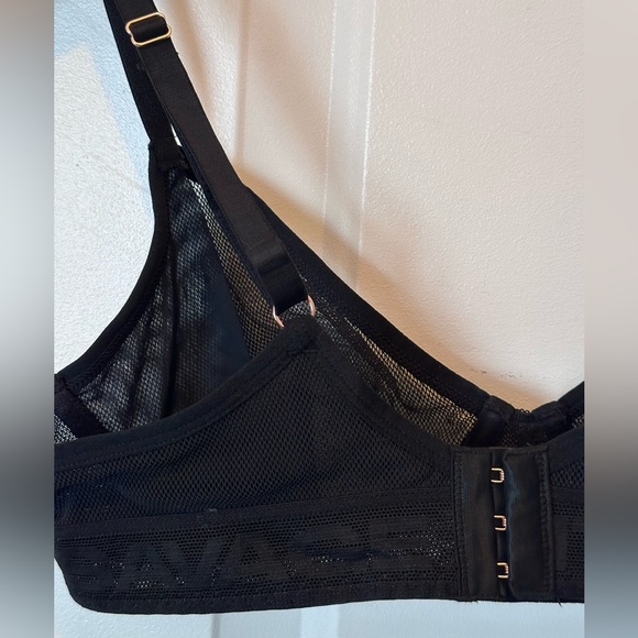 Savage X Fenty Nothin’ But Net Unlined Plunge Bra - Picture 8 of 10